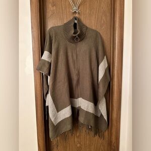 Green/gray poncho NWT